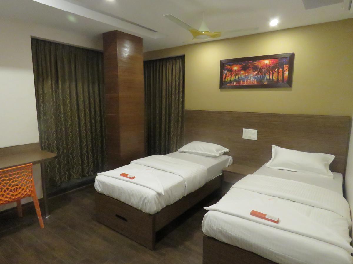 Hotel Orangeinn Omr Perungudi เชนไน ภายนอก รูปภาพ